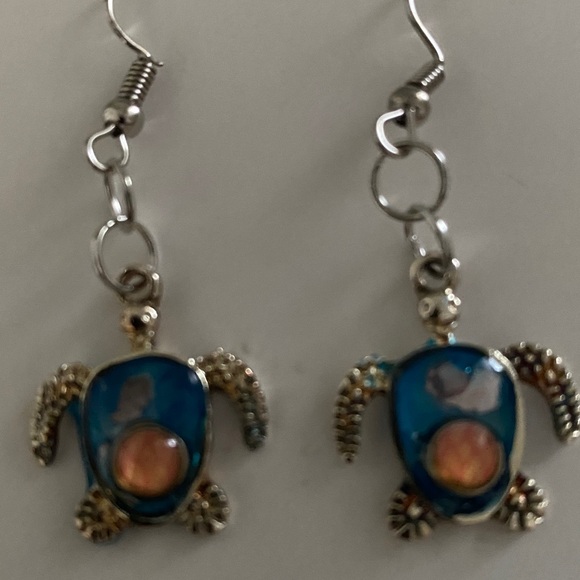 Colorful Turtle Dangle Earrings - Picture 2 of 3